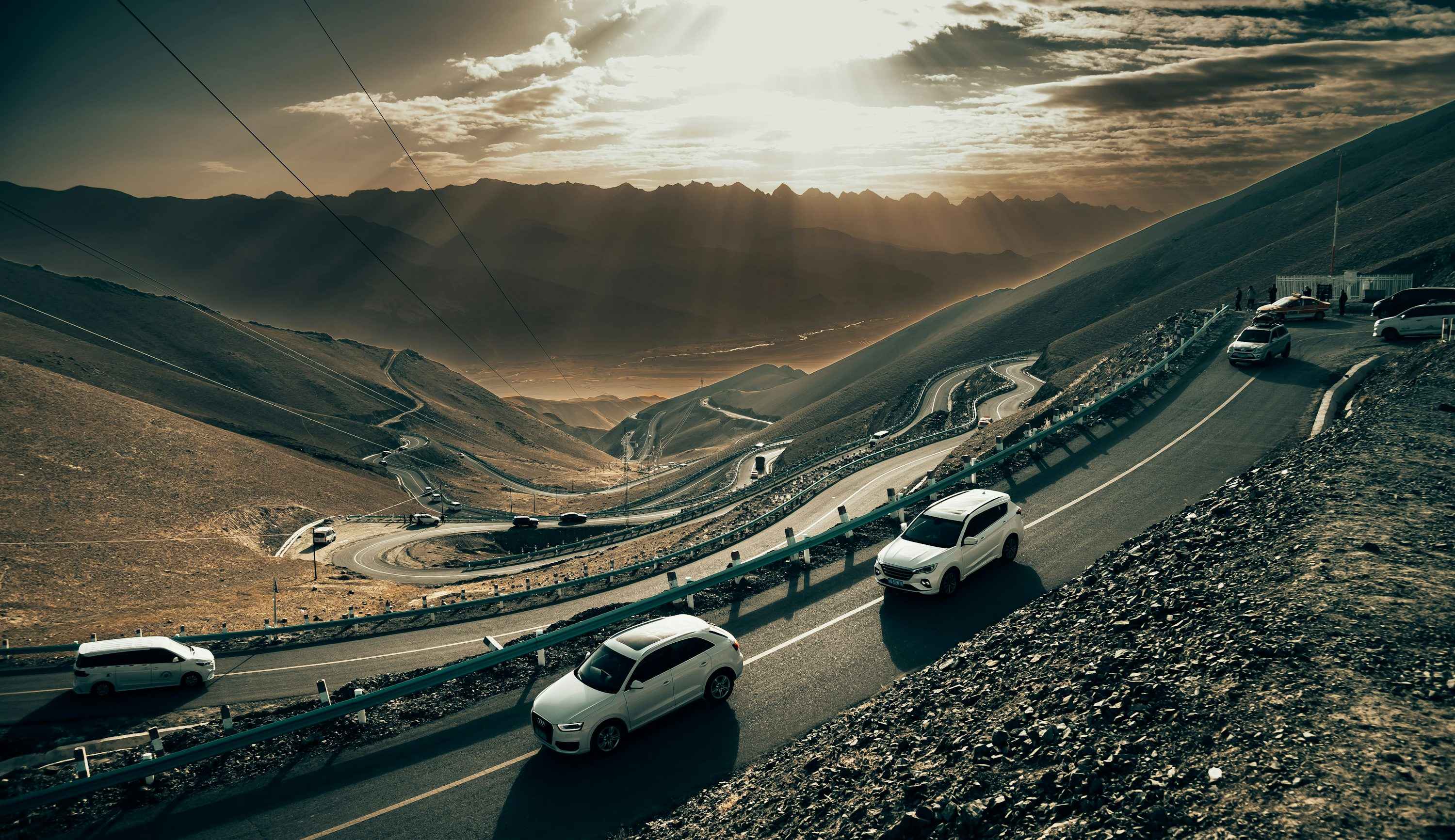 Cars on Dubai highway